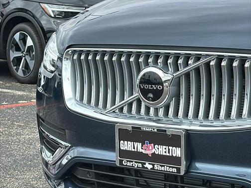 2025 Volvo XC90 B5 Ultra