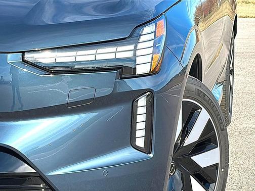 2025 Volvo EX90 Twin Motor Performance Ultra