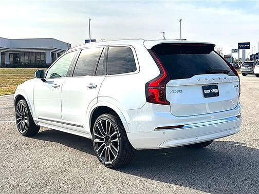 2026 Volvo XC90 Plus, B6 AWD Gas (mild hybrid), Gasoline, Bright, 7 Seats