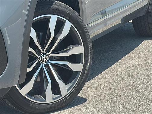 2020 Volkswagen Atlas Cross Sport 3.6L V6 SEL R-Line