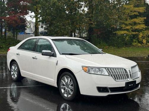 2012 Lincoln MKZ Base