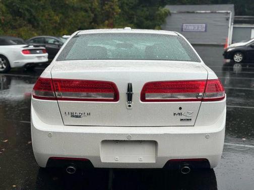 2012 Lincoln MKZ Base