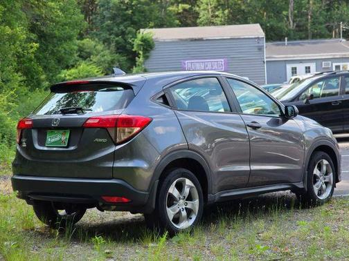 2017 Honda HR-V LX