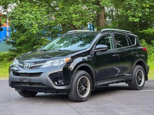 2014 Toyota RAV4 LE