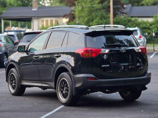 2014 Toyota RAV4 LE