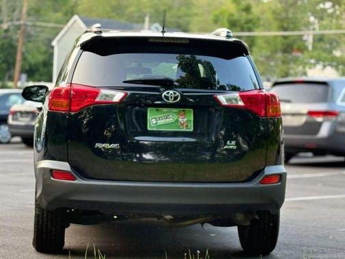 2014 Toyota RAV4 LE