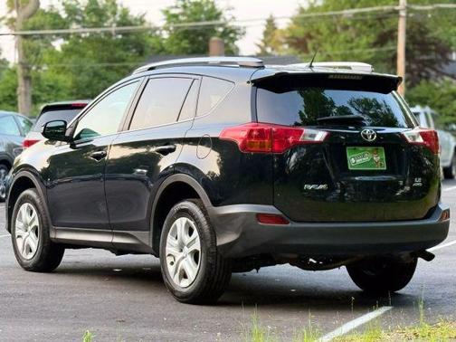 2014 Toyota RAV4 LE