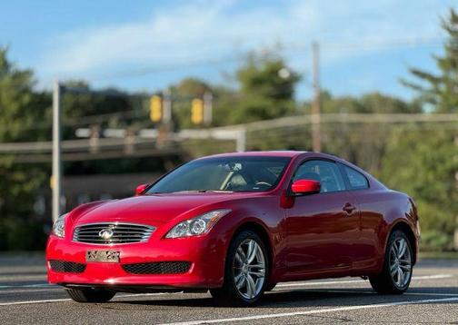 2009 INFINITI G37x Base