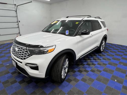 2021 Ford Explorer Platinum