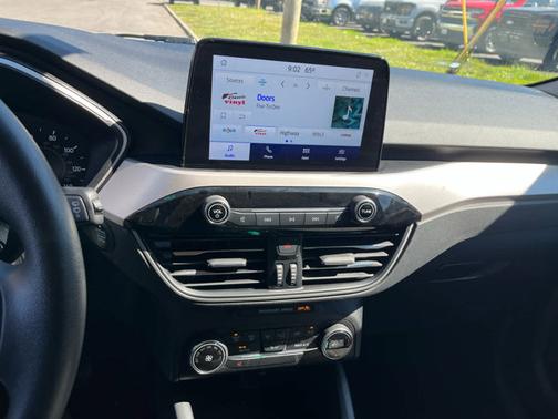 Agate Black Metallic 2020 Ford Escape SE