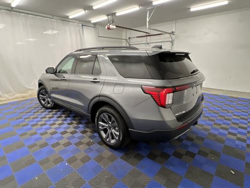 Carbonized Gray Metallic 2026 Ford Explorer Active w/200A Pkg