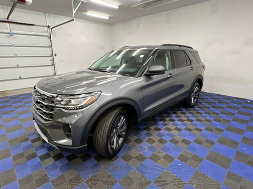 Carbonized Gray Metallic 2026 Ford Explorer Active w/200A Pkg