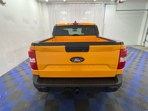 Orange Fury Metallic Tri-Coat 2026 Ford Maverick XL