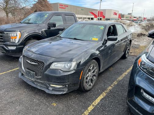 2018 Chrysler 300 S