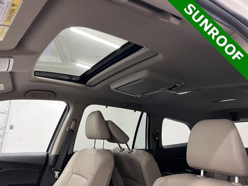 2019 Honda Pilot Touring 8-Passenger