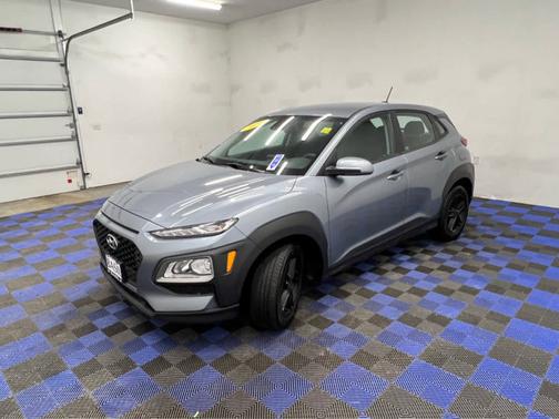 2021 Hyundai KONA SE