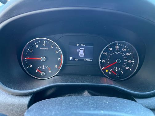 Sparkling Silver 2020 Kia Sportage LX