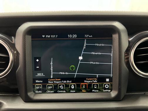 2023 Jeep Wrangler Sahara Altitude