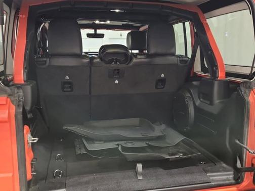 2023 Jeep Wrangler Sahara Altitude