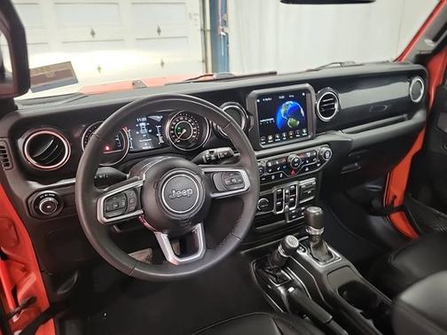 2023 Jeep Wrangler Sahara Altitude