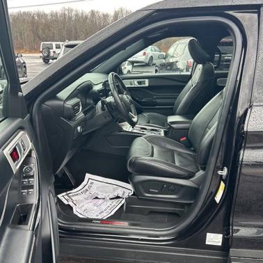 Agate Black Metallic 2022 Ford Explorer ST