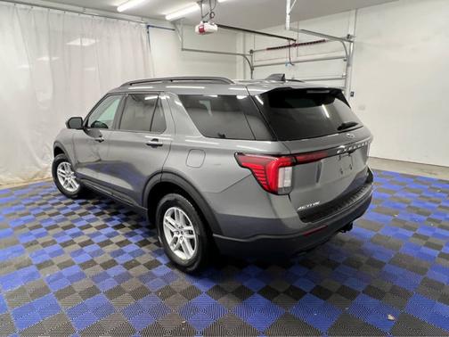 2026 Ford Explorer Active w/100A Pkg