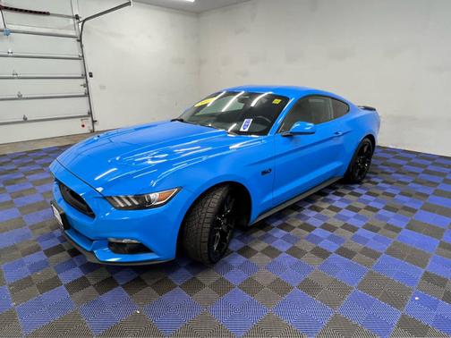 2017 Ford Mustang GT