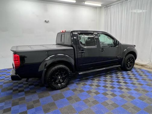 Magnetic Black Pearl 2021 Nissan Frontier SV