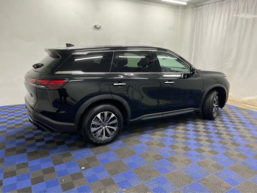 2024 INFINITI QX60 PURE