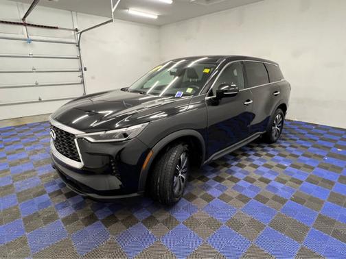 2024 INFINITI QX60 PURE