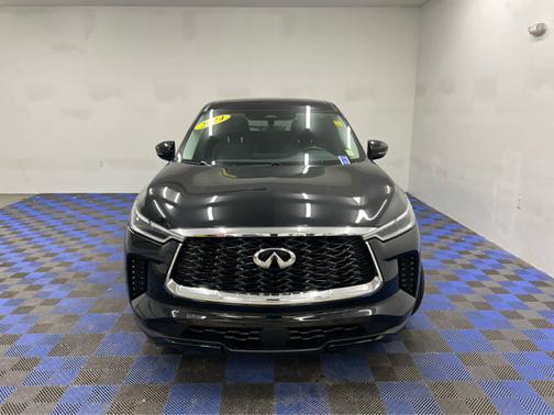 2024 INFINITI QX60 PURE