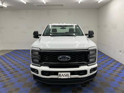 2026 Ford F-350 XL 4WD Reg Cab 8 Box