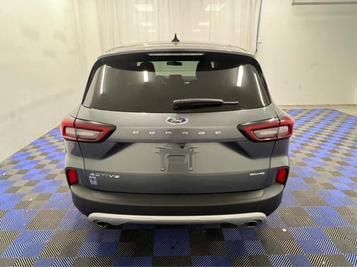 Carbonized Gray Metallic 2023 Ford Escape Active