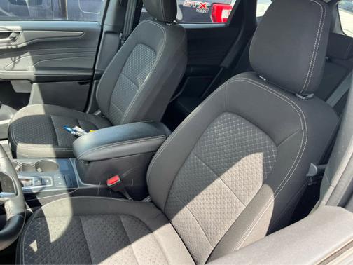 Carbonized Gray Metallic 2023 Ford Escape Active