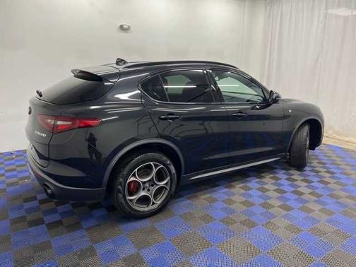 2022 Alfa Romeo Stelvio Ti