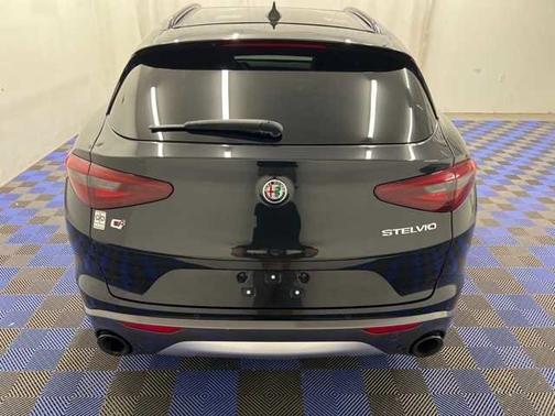 2022 Alfa Romeo Stelvio Ti