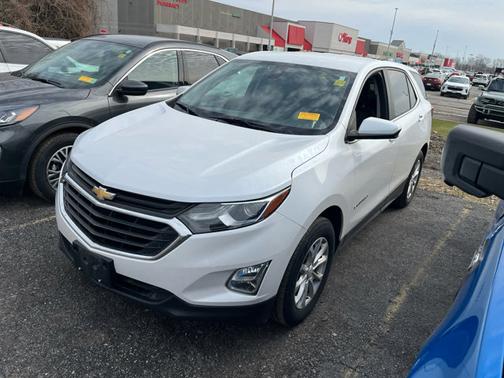 Iridescent Pearl Tricoat 2021 Chevrolet Equinox 1LT