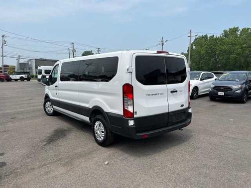 2022 Ford Transit-350 XLT