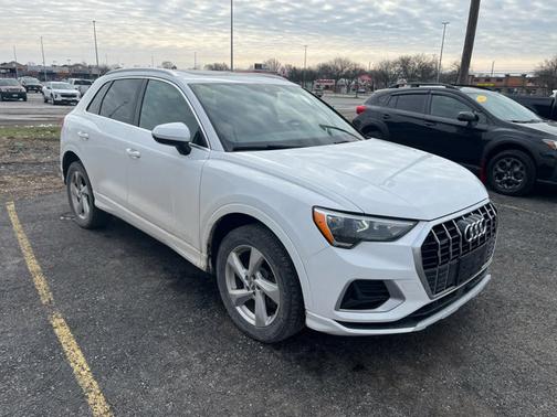 2020 Audi Q3 Premium