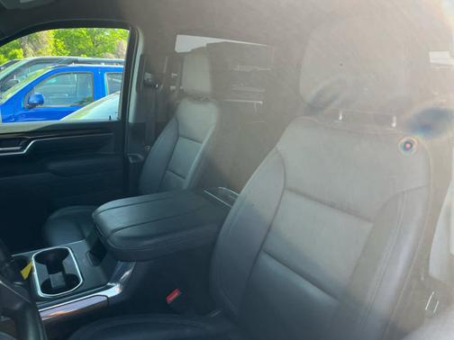 Summit White 2025 Chevrolet Silverado 2500 LT
