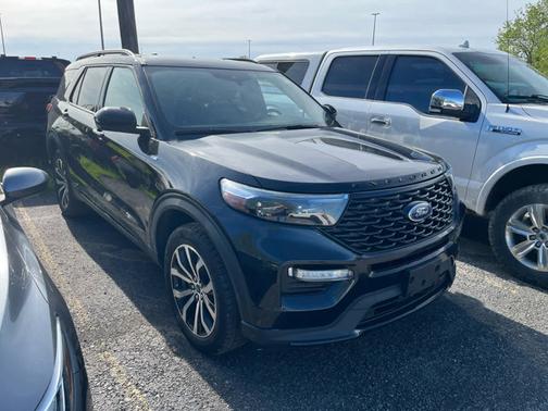 Agate Black Metallic 2022 Ford Explorer ST-Line