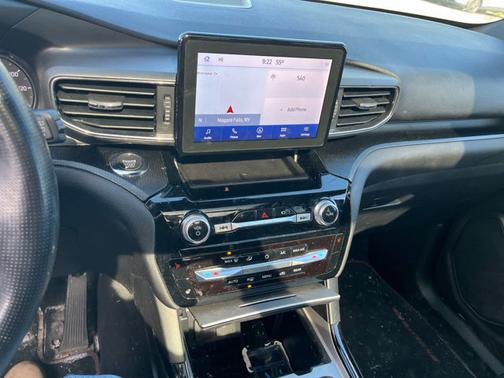 Agate Black Metallic 2022 Ford Explorer ST-Line