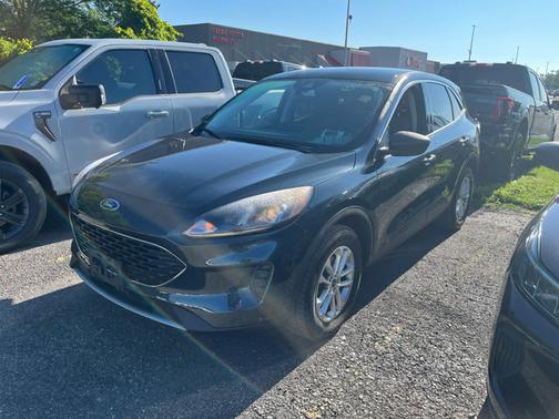 Stone Blue Metallic 2022 Ford Escape SE