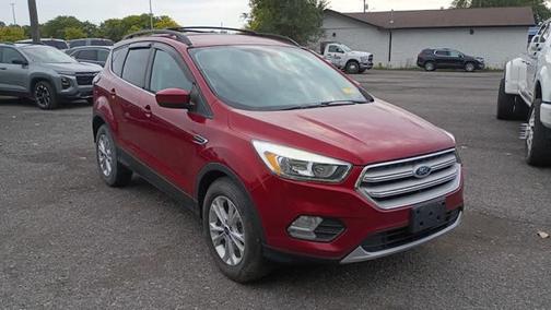 Ruby Red Metallic Tinted Clearcoat 2018 Ford Escape SE