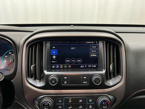 2022 GMC Canyon 4WD AT4 w/Leather