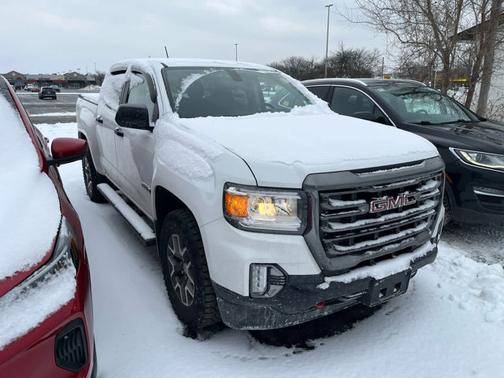 2022 GMC Canyon 4WD AT4 w/Leather