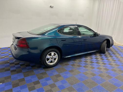 2005 Pontiac Grand Prix Base