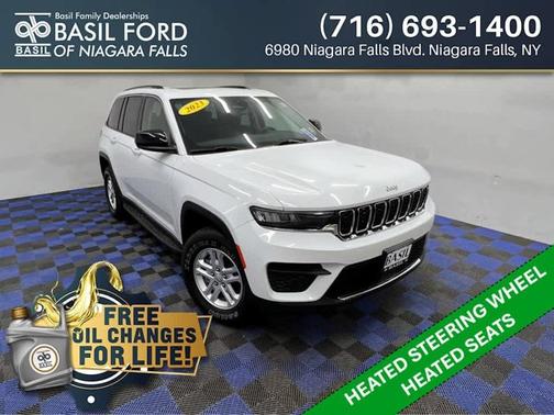 2023 Jeep Grand Cherokee Laredo