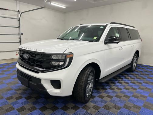 Oxford White 2026 Ford Expedition Max Active
