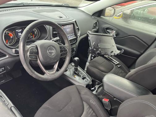 2022 Jeep Cherokee X